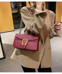 Alternative view of Urban simple chain women alligator pattern crossbody slingbag