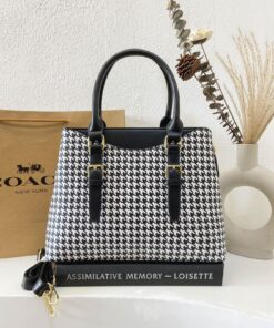 Alternative view of Coac women's premium luxury design slingbag