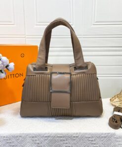 Alternative view of Classy retro high quality women shoulder bag