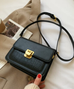 Alternative view of Vintage small plain top and bottom alligator design ladies sling bag