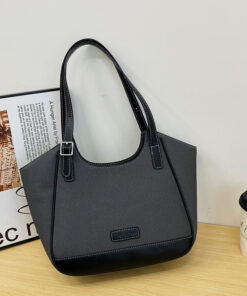 Alternative view of Classy U shaped ladies canvas Large Capacity Underarm fashion Tote Bag